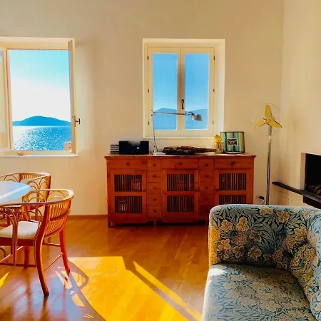 Apartment La Finestra Sul Golfo,