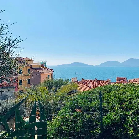 Apartment La Finestra Sul Golfo, *