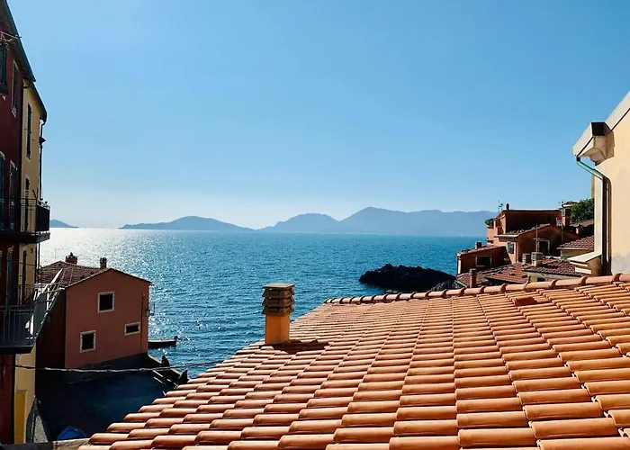 La Finestra Sul Golfo, *